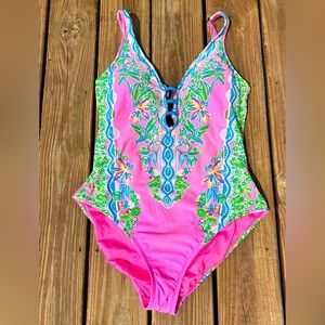 Lilly Pulitzer onepiece swimsuit size 14